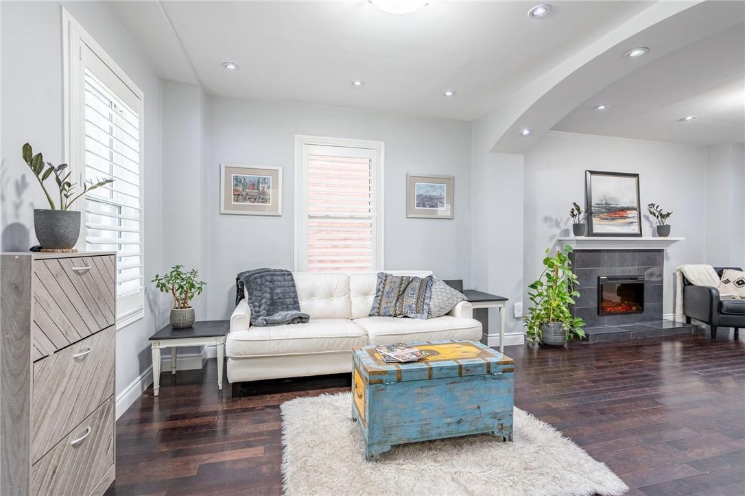 28 East 27th Street, Hamilton, Ontario  L8V 3E7 - Photo 10 - H4205261