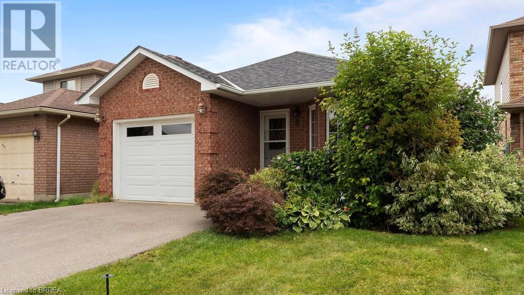 9 Anastasia Crescent, Brantford, Ontario  N3P 2A9 - Photo 2 - 40638914