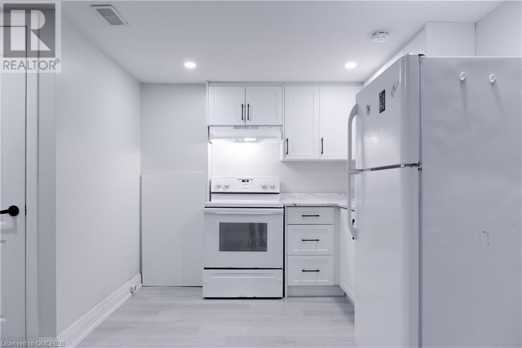 390 East 22nd Street Unit# Basement, Hamilton, Ontario  L8V 2W4 - Photo 9 - 40637942