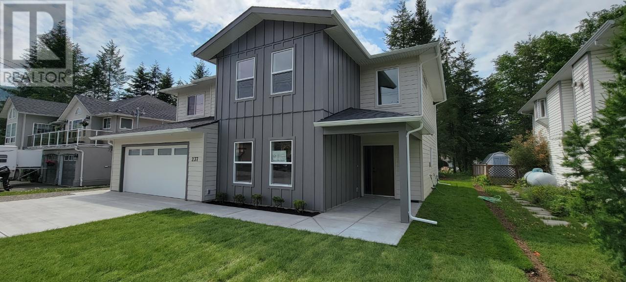 237 MURTLE ROAD, clearwater, British Columbia