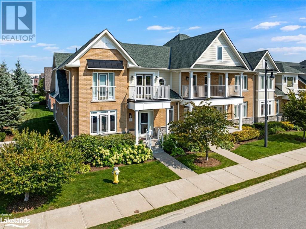 3 North Maple Street, Collingwood, Ontario  L9Y 0J7 - Photo 1 - 40639680