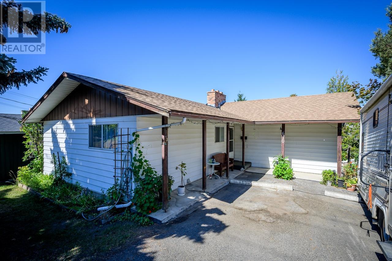 670 Arbutus Street, Kamloops, British Columbia  V2C 5W5 - Photo 3 - 180630