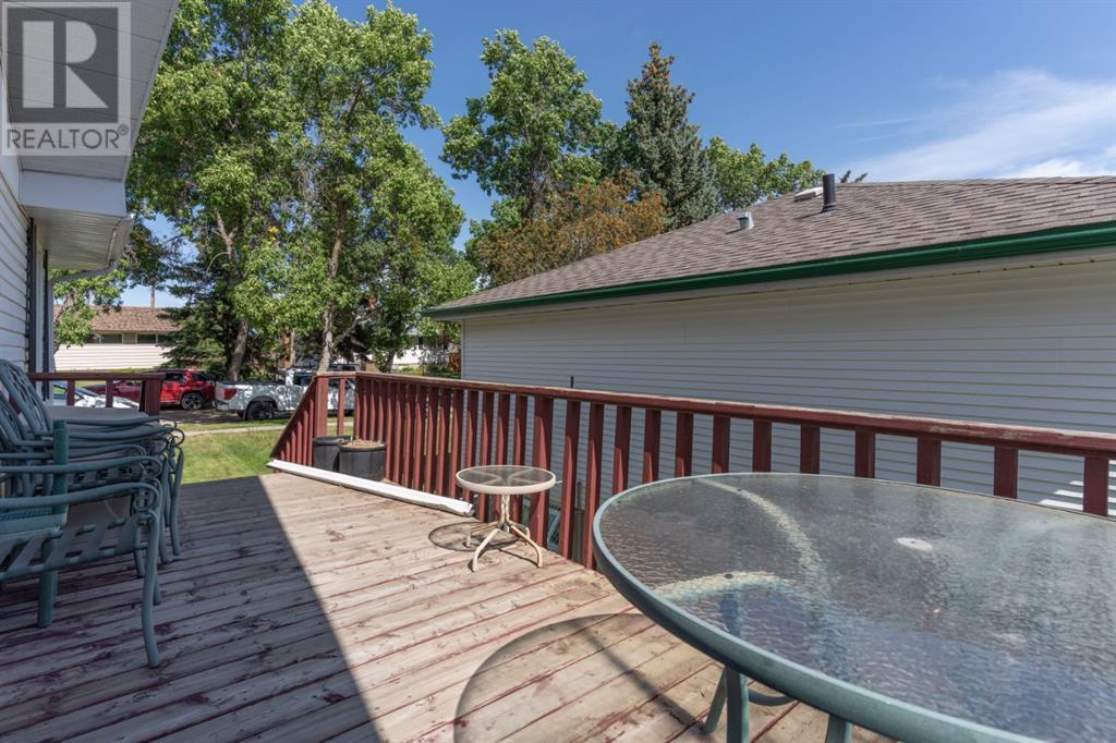 5207 45a Avenue, Camrose, Alberta  T4V 0C6 - Photo 39 - A2161530