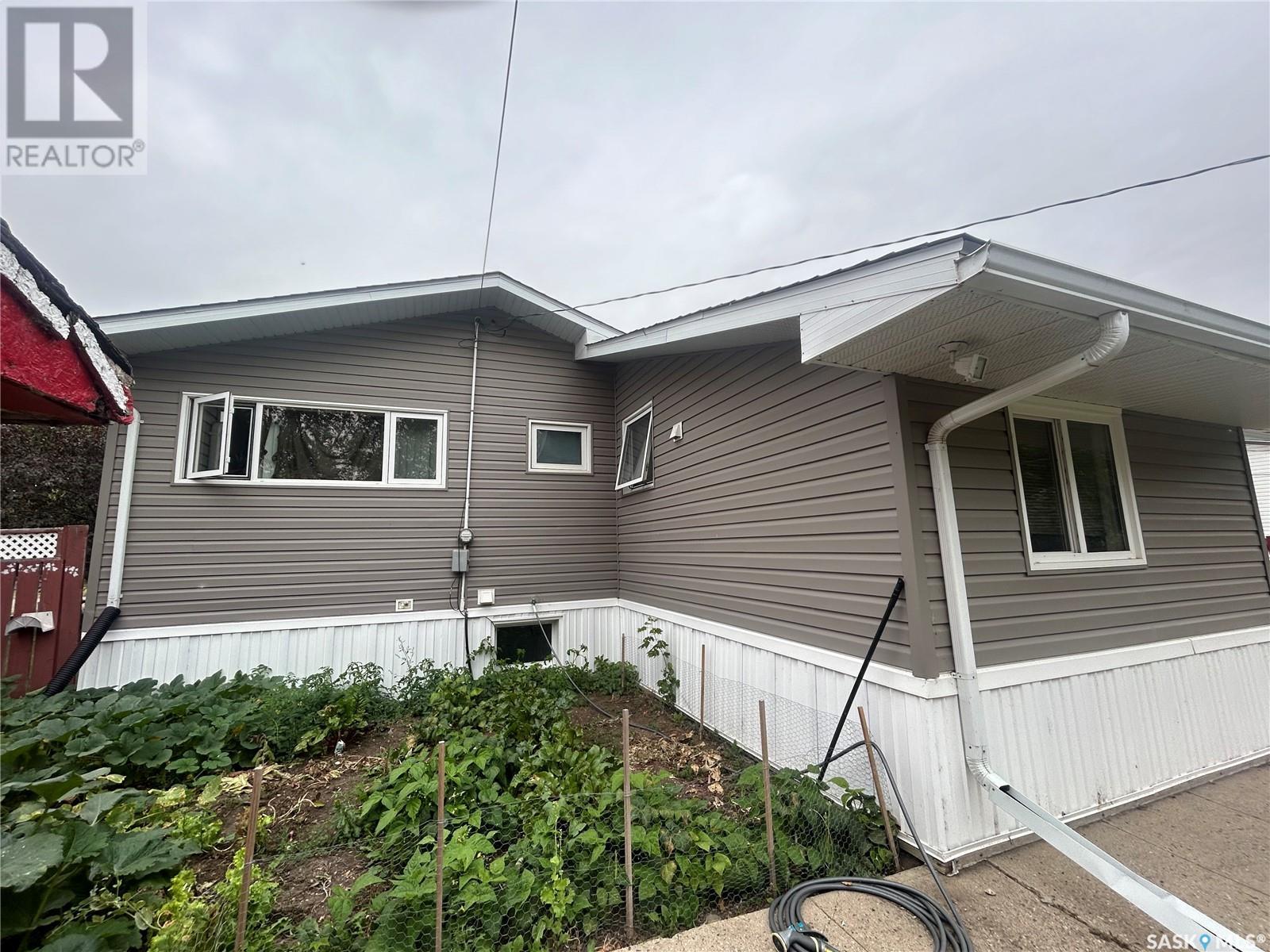 Property at 229 ALDRIDGE STREET image 5