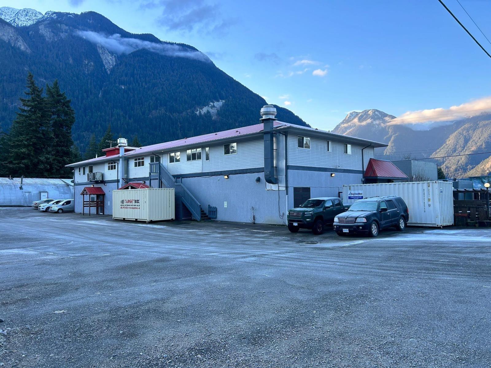 1-5, A,d,e 821 Sixth Avenue, Hope, Hope, British Columbia  V0X 1L2 - Photo 3 - C8062603