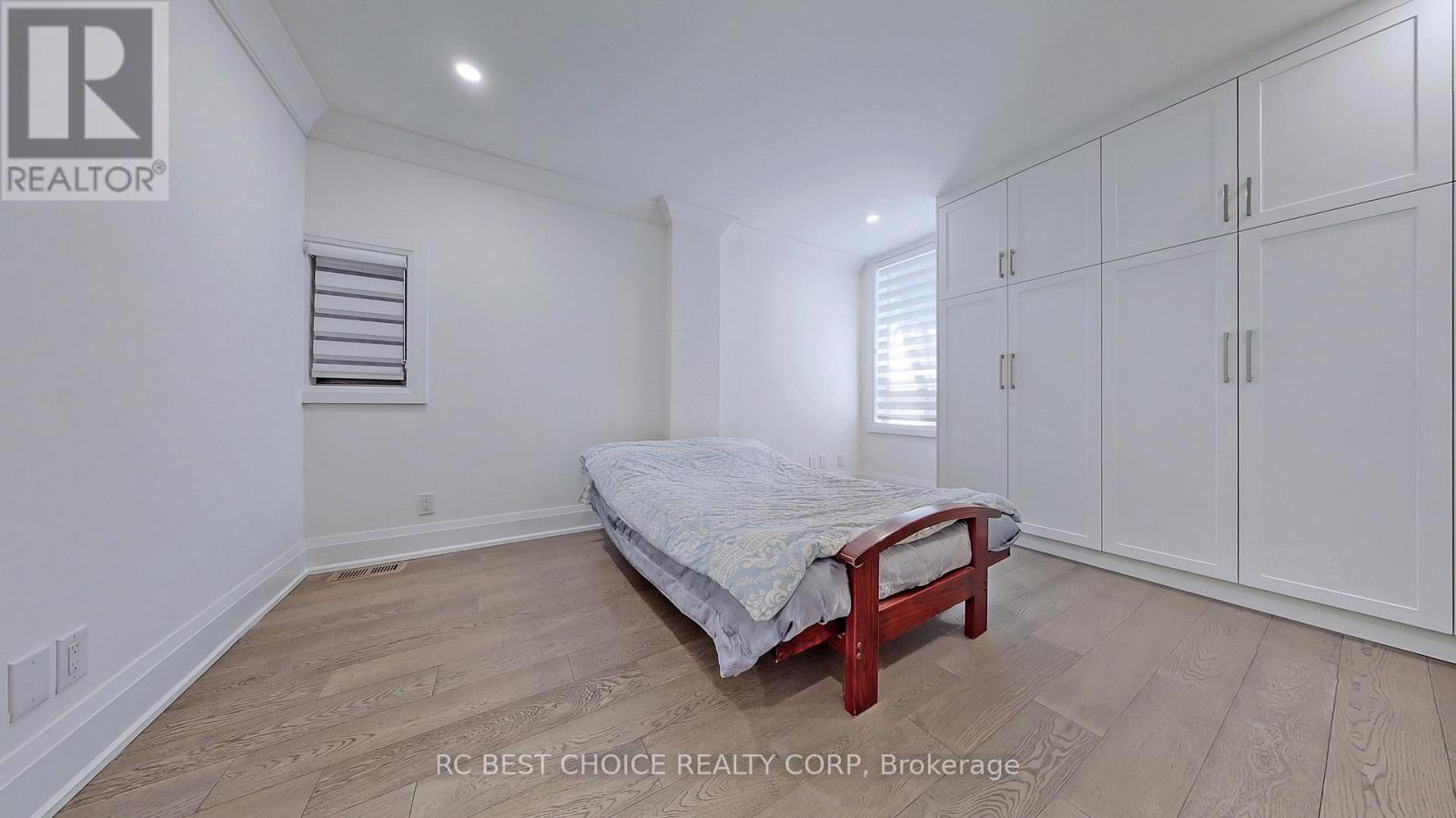 Main Fl - 124 Kendal Avenue, Toronto (Annex), Ontario  M5R 1L9 - Photo 22 - C9284546