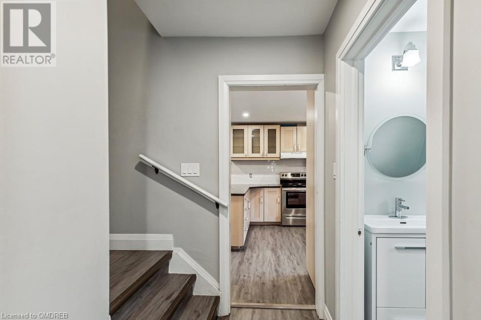 131 Bell Avenue, Hamilton, Ontario  L8K 3E5 - Photo 6 - 40639729