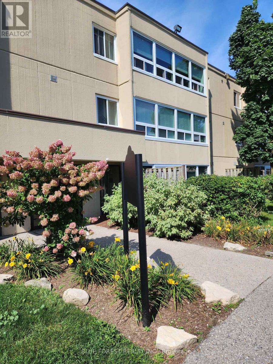 102 - 1445 Huron Street