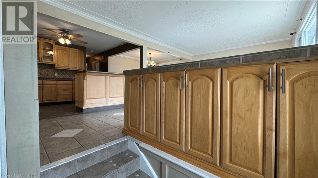 406 Erb Street W Unit# 1, Waterloo, Ontario  N2L 1W8 - Photo 19 - 40638859