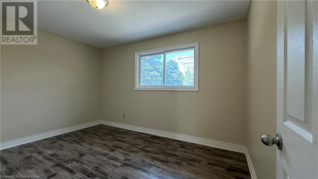 406 Erb Street W Unit# 1, Waterloo, Ontario  N2L 1W8 - Photo 10 - 40638859