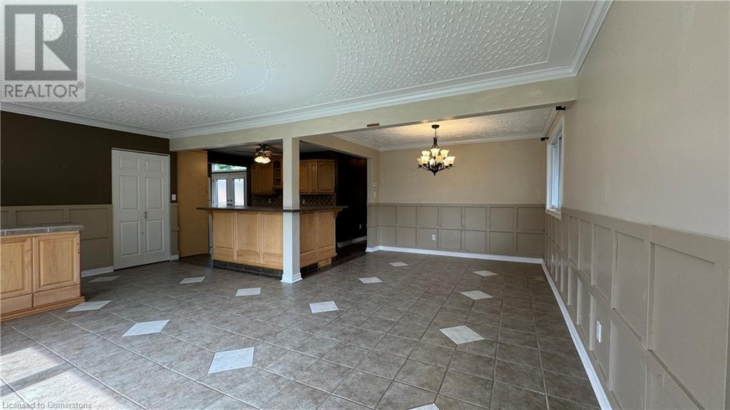 406 Erb Street W Unit# 1, Waterloo, Ontario  N2L 1W8 - Photo 7 - 40638859