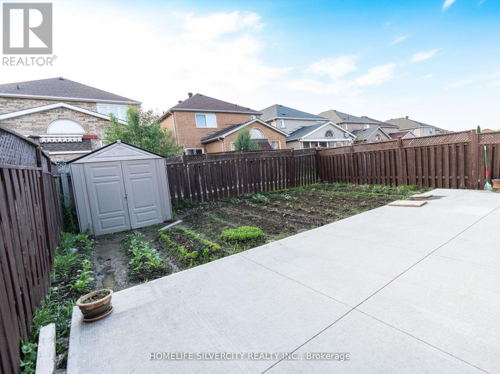 34 Feather Reed Way, Brampton (Sandringham-Wellington), Ontario  L6R 3A3 - Photo 33 - W9284906