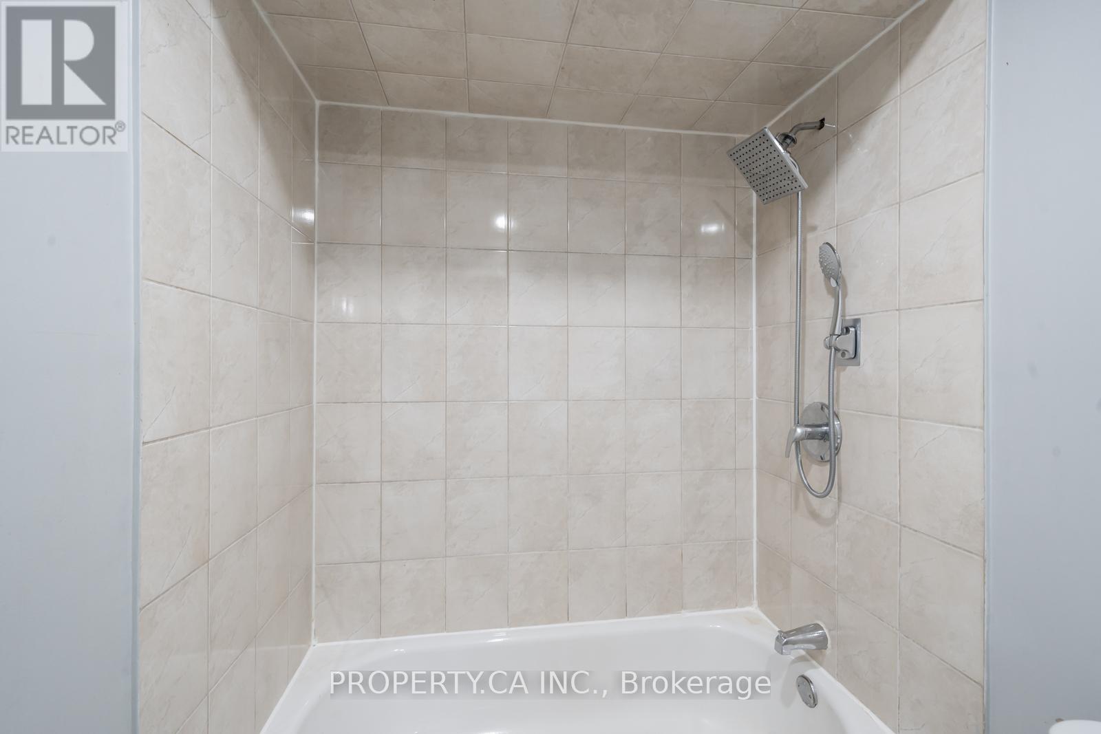 52 Greenwich Circle, Brampton (Northgate), Ontario  L6S 2E8 - Photo 16 - W9285000