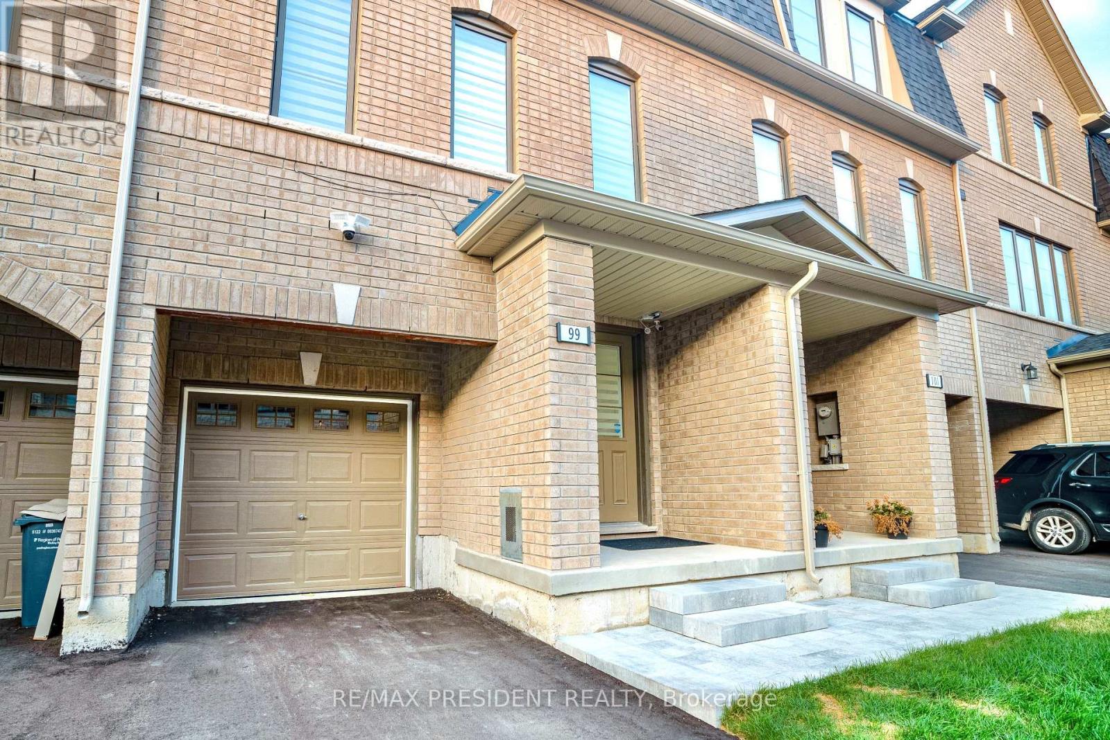 99 Halliford Place, Brampton (Brampton East), Ontario  L6P 4N6 - Photo 3 - W9284436