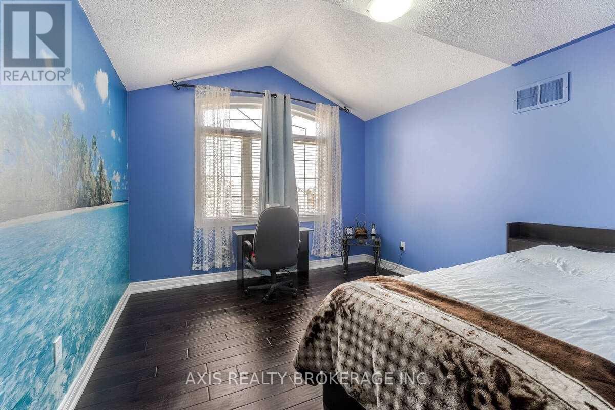 54 Summershade Street, Brampton (Bram East), Ontario  L6P 2C2 - Photo 25 - W9285057