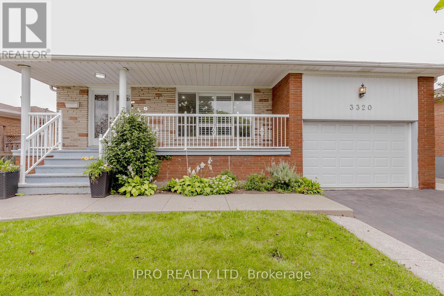 3320 MORNINGSTAR DRIVE, mississauga (malton), Ontario