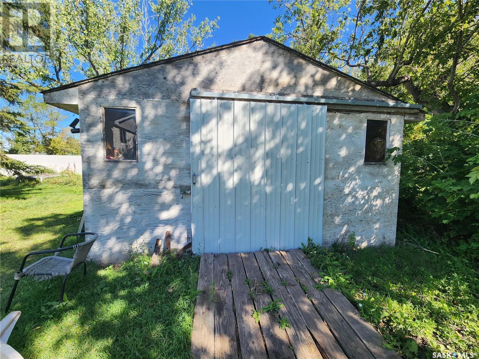 610 Wolseley Avenue, Grenfell, Saskatchewan  S0G 2B0 - Photo 5 - SK982324