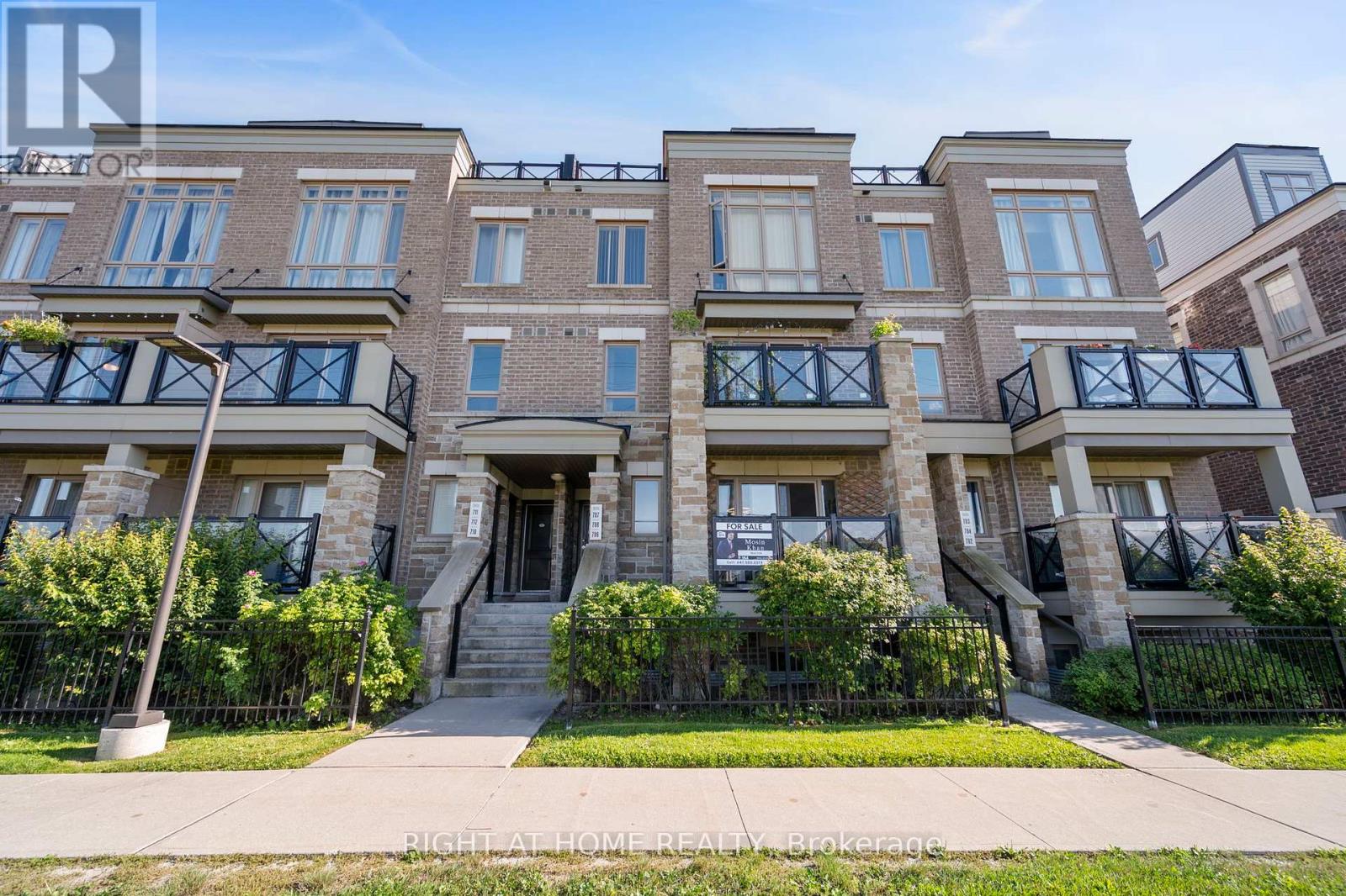 706 - 60 DUNSHEATH WAY, markham (cornell), Ontario