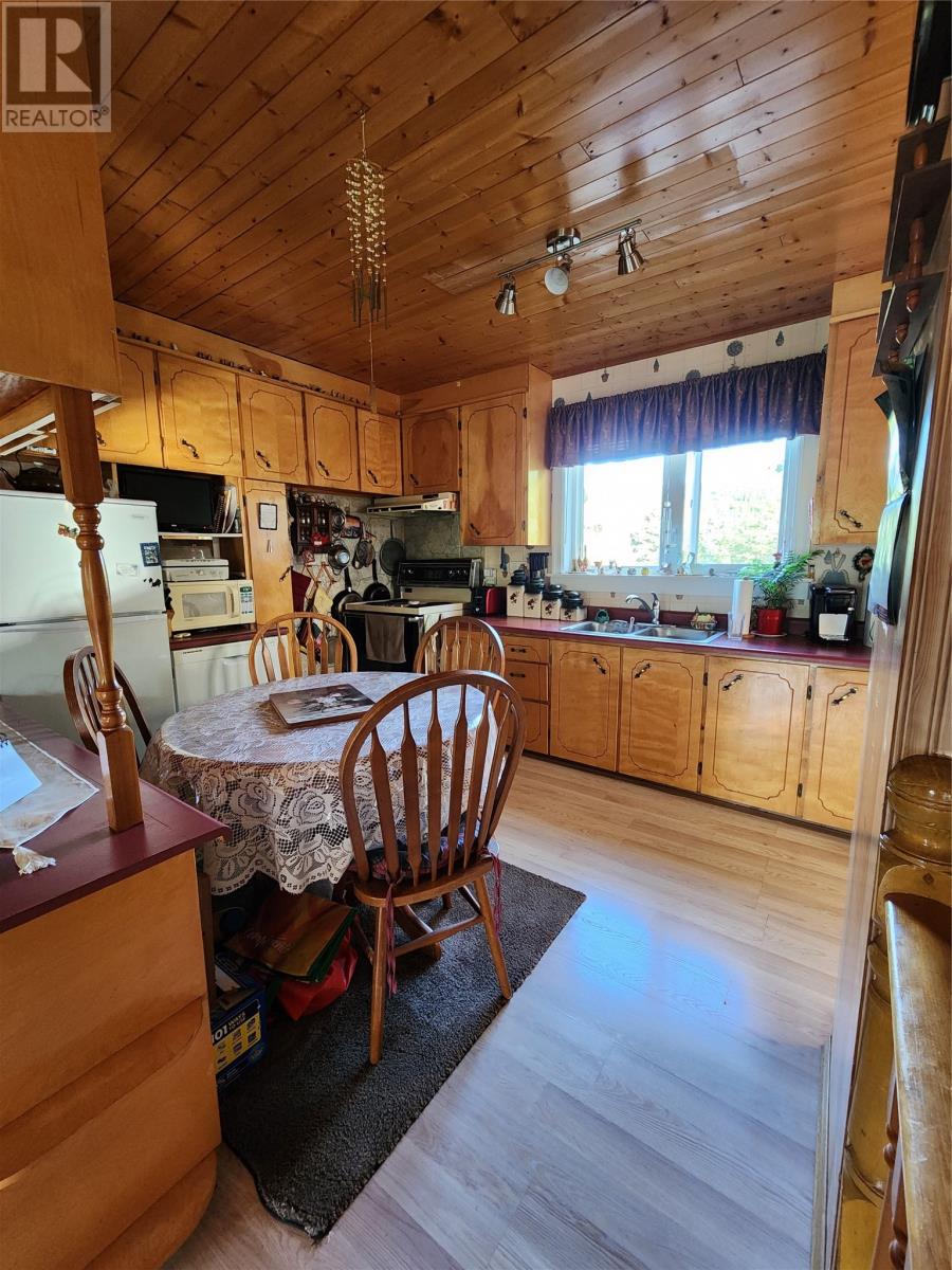 11 Hodgewater Line, Makinsons, Newfoundland & Labrador  A0A 2X0 - Photo 17 - 1276832