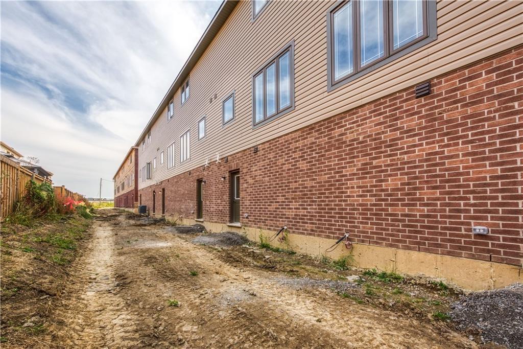 19 Picardy Drive, Unit #12, Hamilton, Ontario  L8J 2T7 - Photo 33 - H4205230