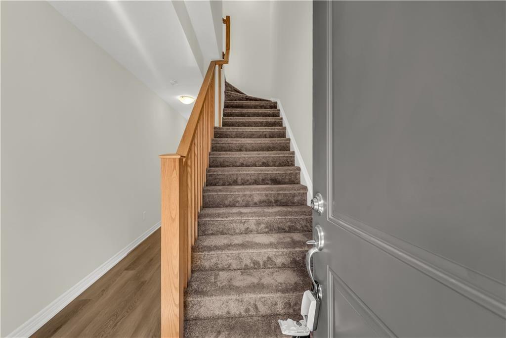 19 Picardy Drive, Unit #12, Hamilton, Ontario  L8J 2T7 - Photo 7 - H4205230