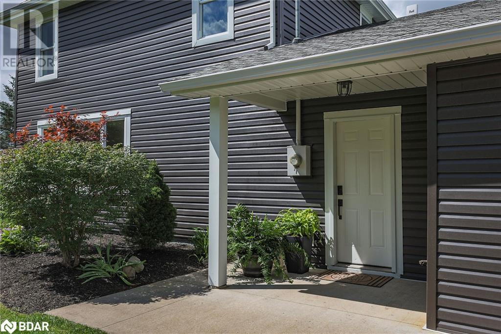 13717 Ort Road, Niagara Falls, Ontario  L2E 6S6 - Photo 8 - 40637532