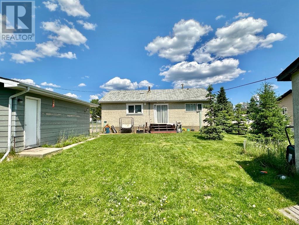 4823 Ravine Drive, Swan Hills, Alberta  T0G 2C0 - Photo 5 - A2122793