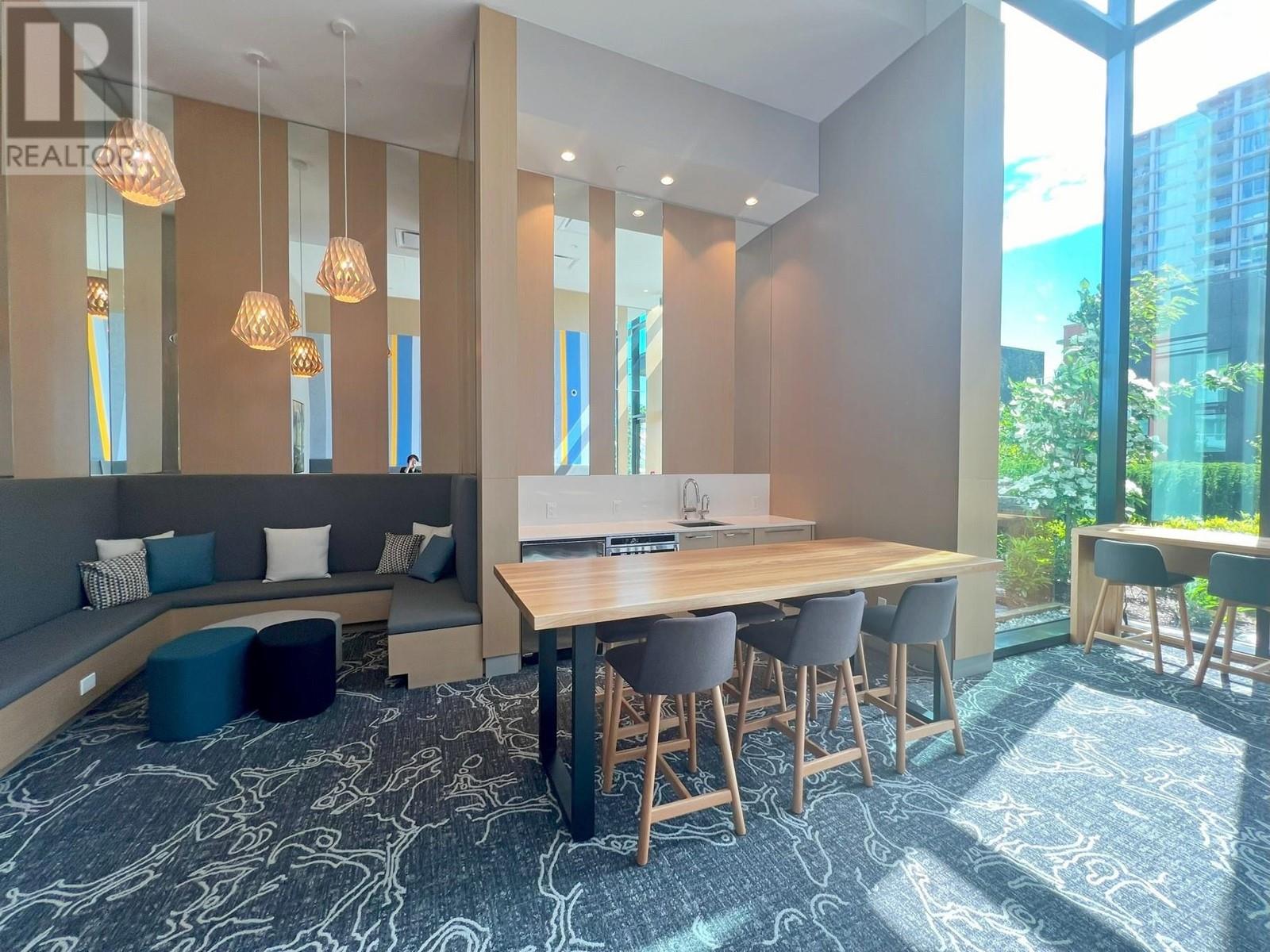 Listing Picture 15 of 17 : 903 5608 BERTON AVENUE, Vancouver / 溫哥華 - 魯藝地產 Yvonne Lu Group - MLS Medallion Club Member