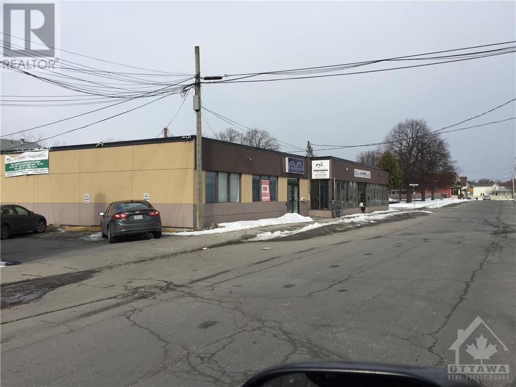 143-159 Montreal Road, Ottawa, Ontario  K1L 6E8 - Photo 3 - X9517704