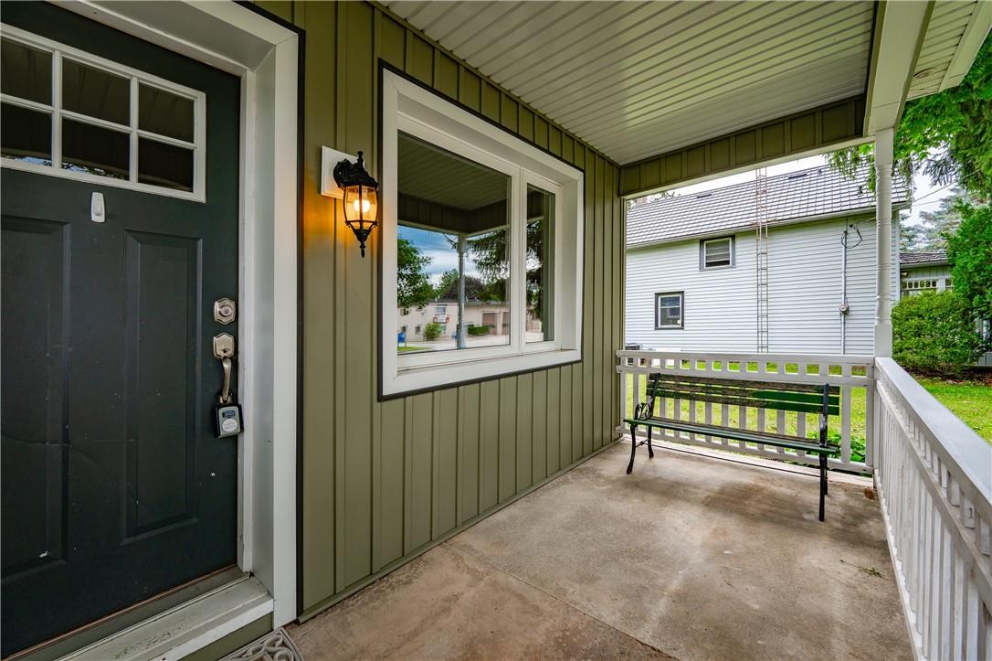 1806 Brock Road, Freelton, Ontario  L0R 1K0 - Photo 5 - H4204886