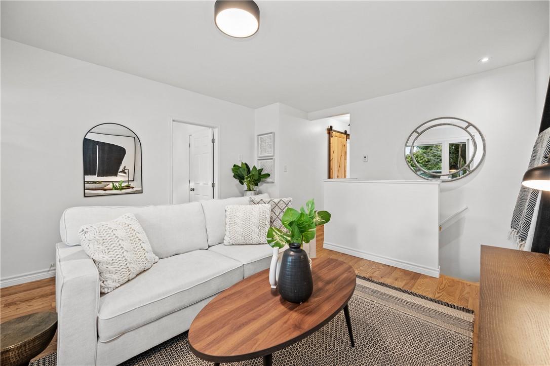 1806 Brock Road, Freelton, Ontario  L0R 1K0 - Photo 9 - H4204886