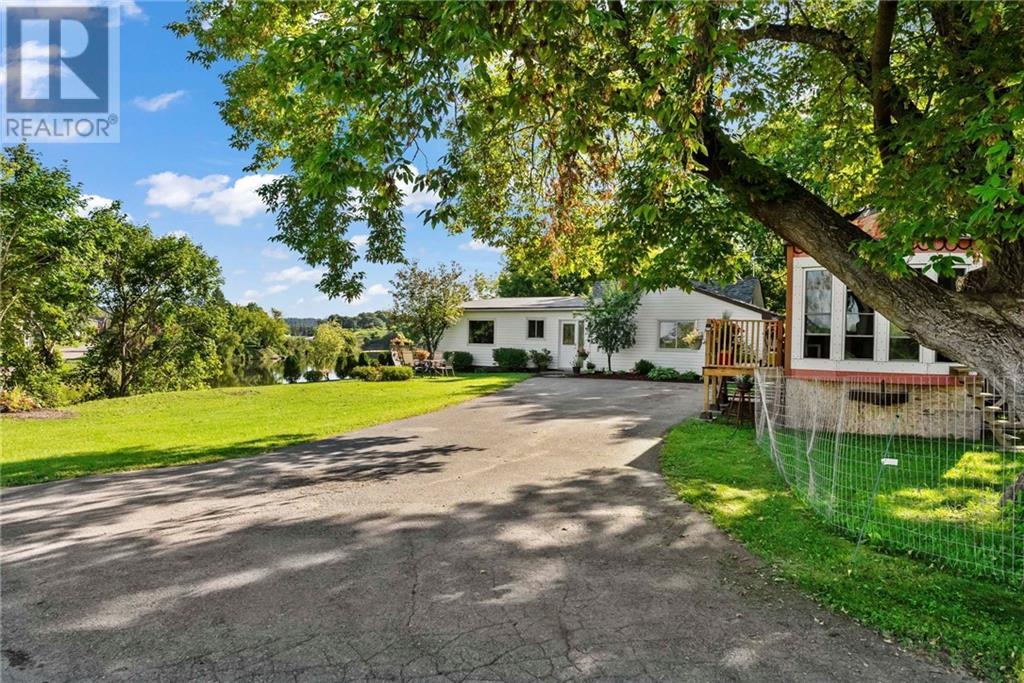 215 June Street, Renfrew, Ontario  K7V 2K2 - Photo 17 - 1409543