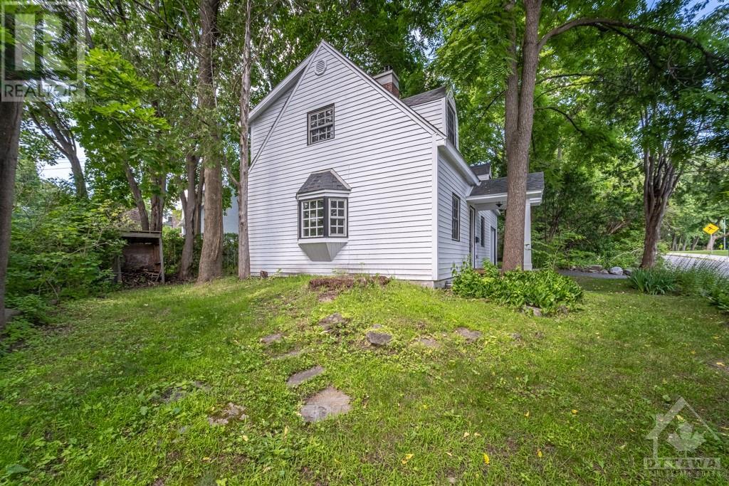 181 Maple Lane, Ottawa, Ontario K1M 1G6 - Photo 4 - X9519597