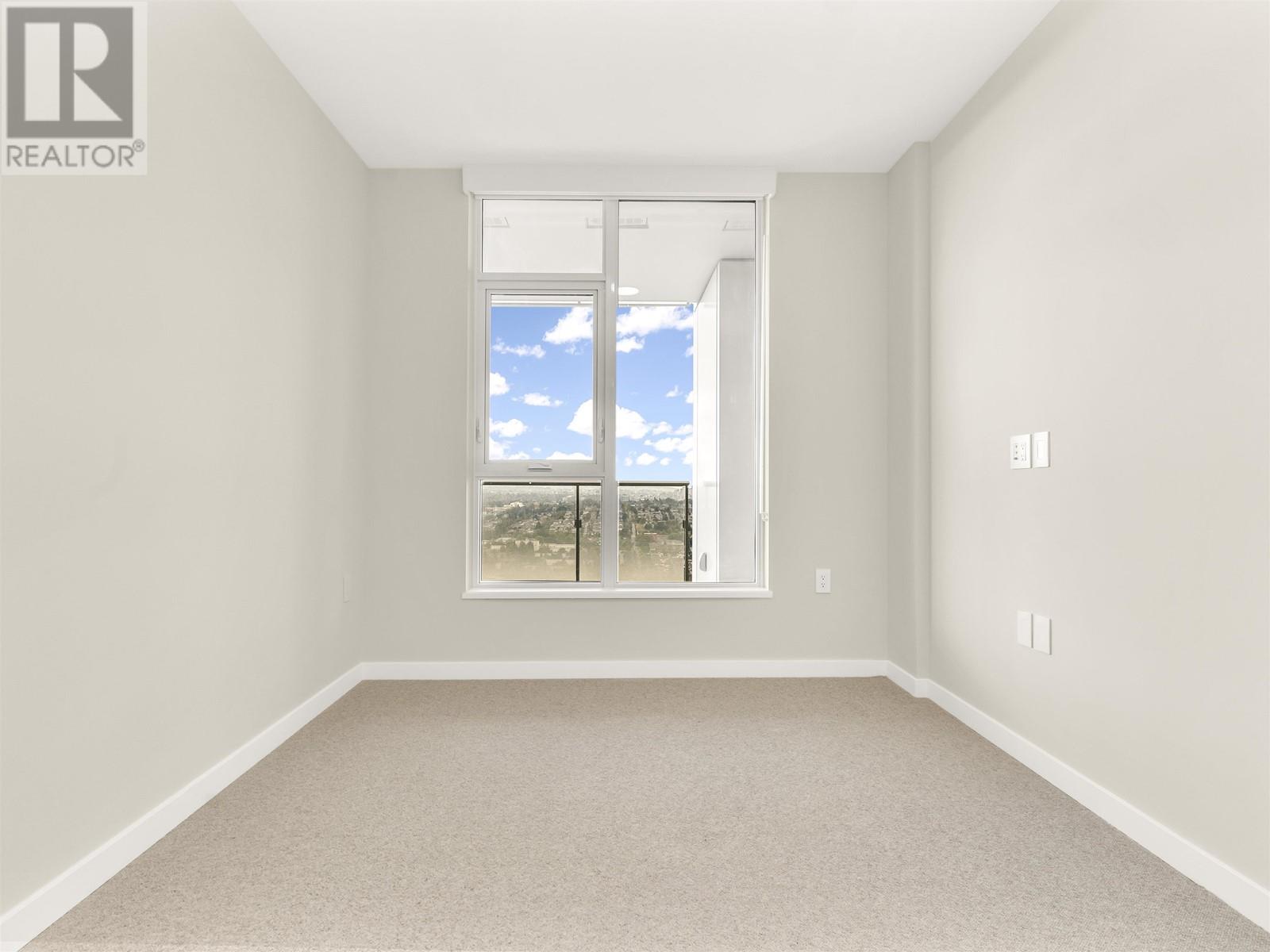 Listing Picture 13 of 31 : 4709 2186 GILMORE AVENUE, Burnaby / 本拿比 - 魯藝地產 Yvonne Lu Group - MLS Medallion Club Member