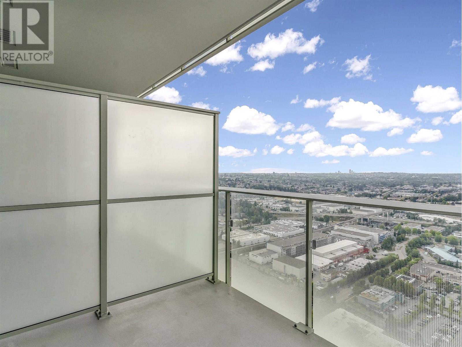 Listing Picture 19 of 31 : 4709 2186 GILMORE AVENUE, Burnaby / 本拿比 - 魯藝地產 Yvonne Lu Group - MLS Medallion Club Member