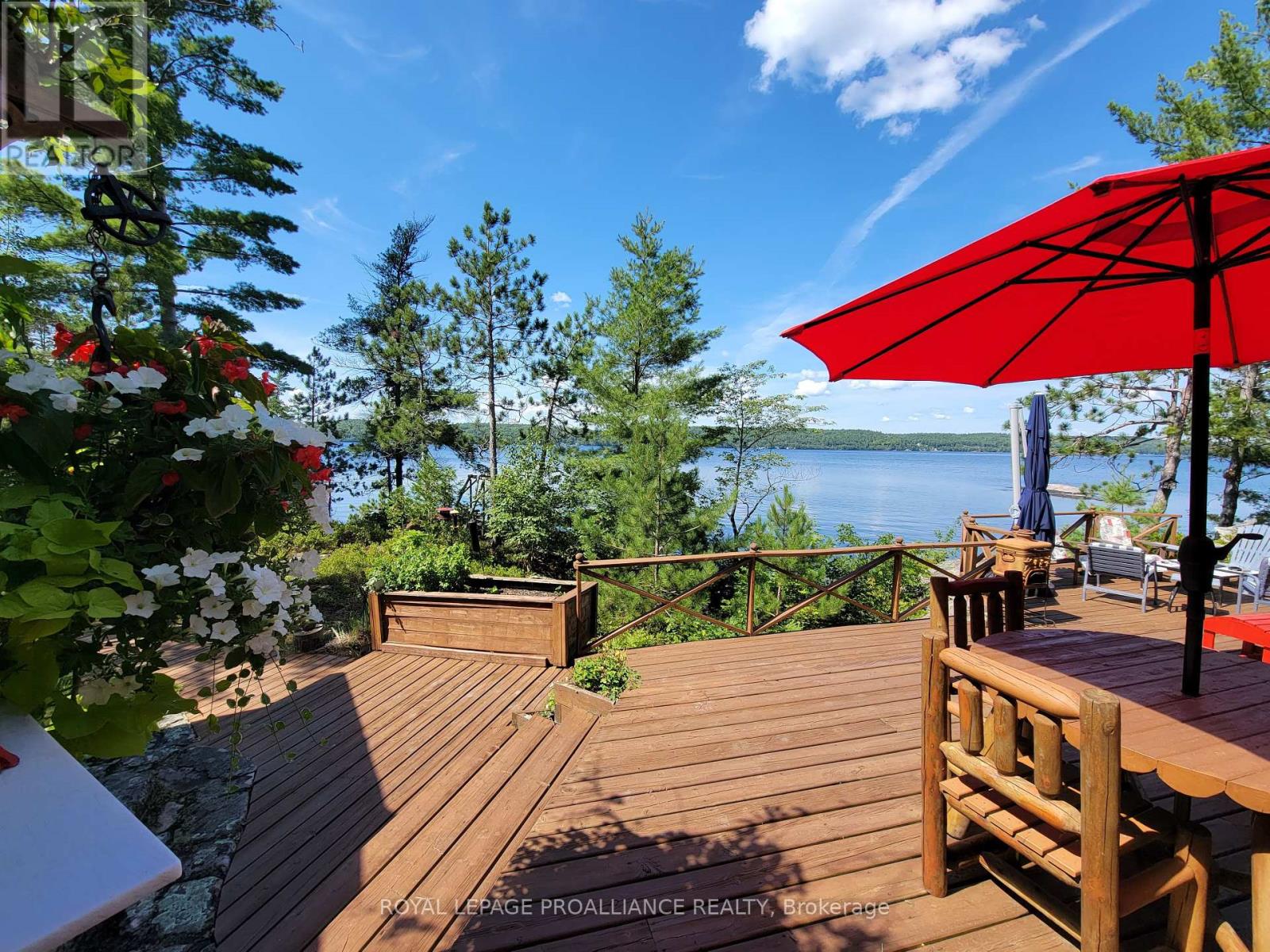 890 Mazinaw Lake, Addington Highlands, Ontario  K0H 1K0 - Photo 2 - X9294096