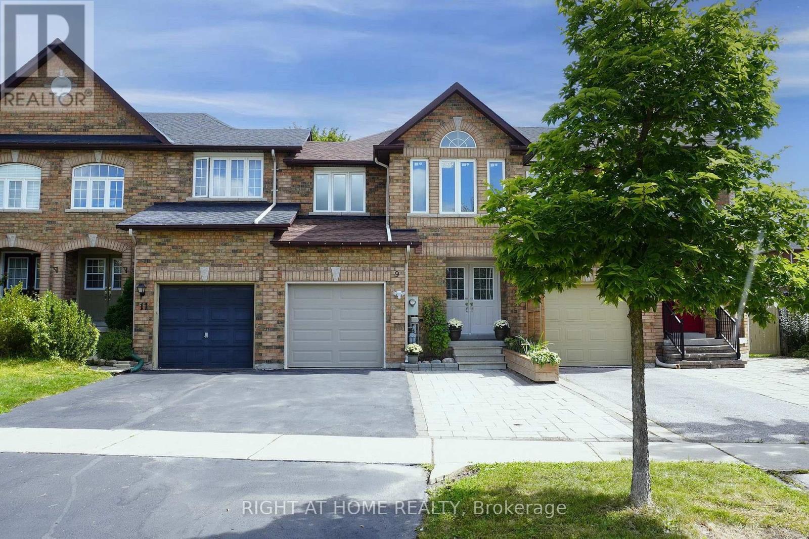 9 AURAGLEN STREET, richmond hill, Ontario