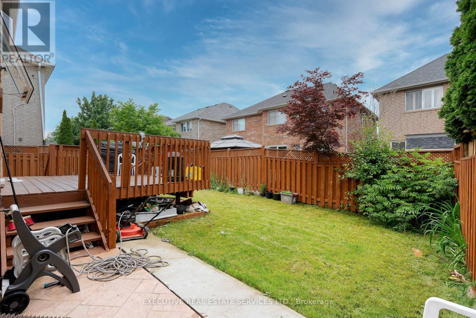 11 Briardale Road, Brampton (Fletcher's Meadow), Ontario  L7A 1S6 - Photo 19 - W9294093