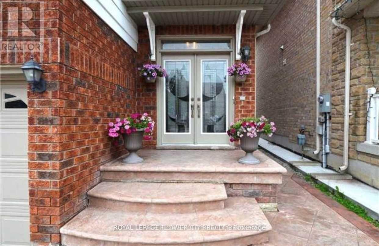 Property at 37 BLUE DIAMOND DRIVE image 3