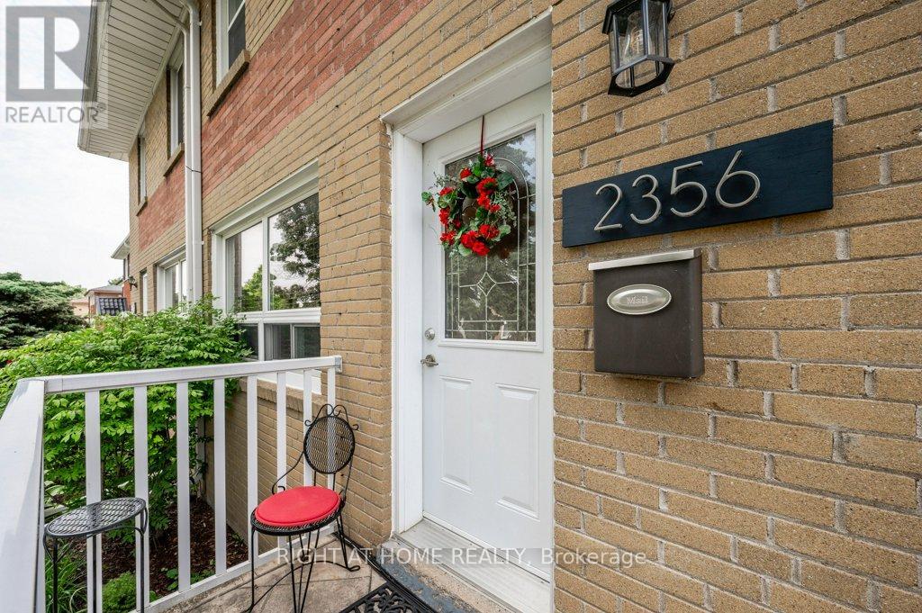 2356 Brookhurst Road, Mississauga (Clarkson), Ontario  L5J 1R2 - Photo 3 - W9054935