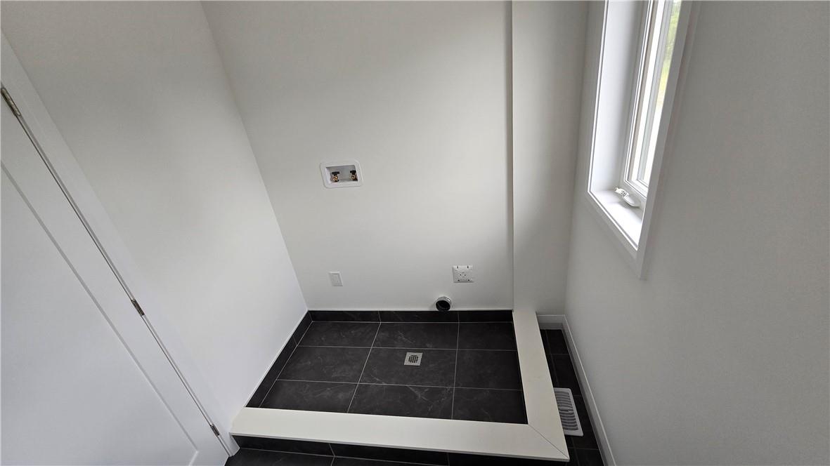 27 Cherry Blossom Heights, Hamilton, Ontario  L9B 0K6 - Photo 26 - H4205326