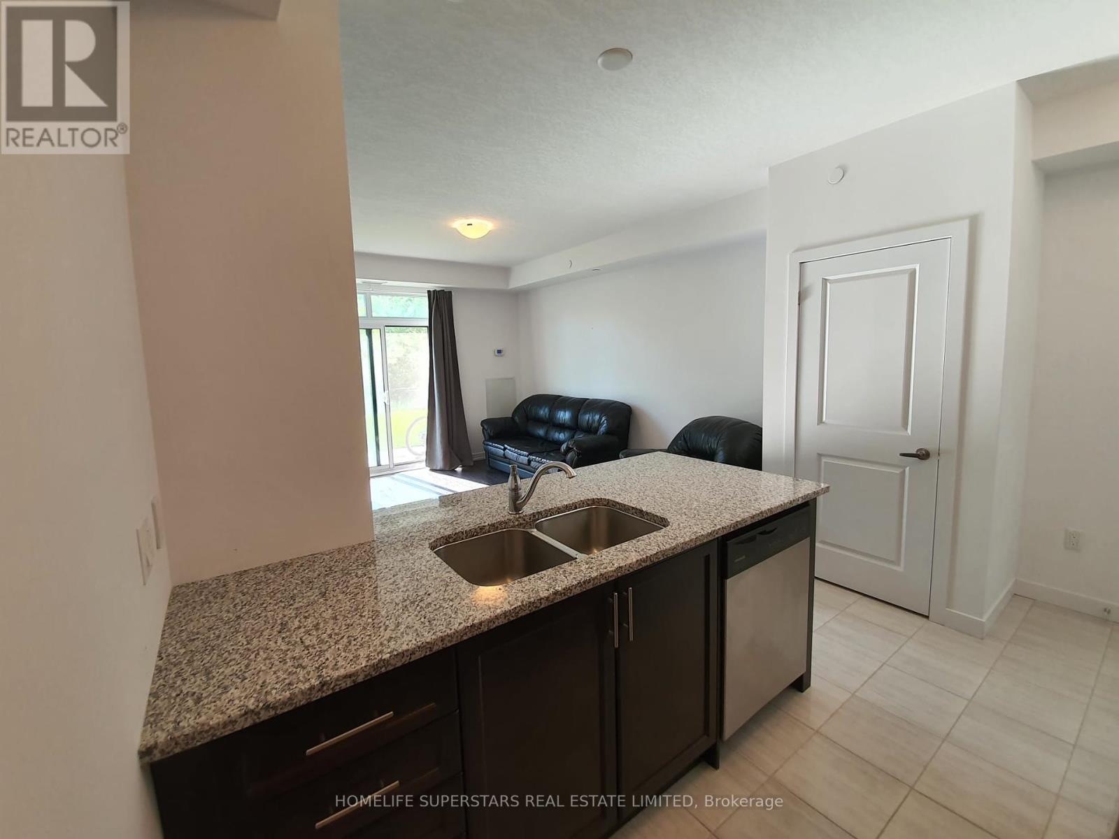 15 - 125 Shoreview Place, Hamilton (Lakeshore), Ontario  L8E 0K3 - Photo 6 - X9294273