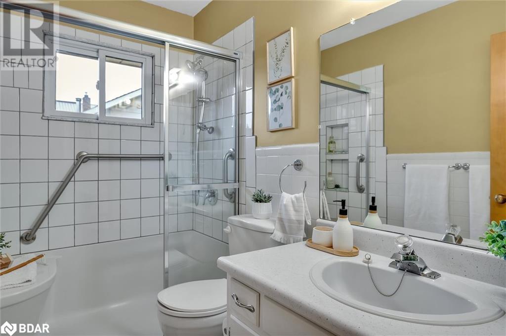 28 Bond Street E, Fenelon Falls, Ontario  K0M 1N0 - Photo 19 - 40640126