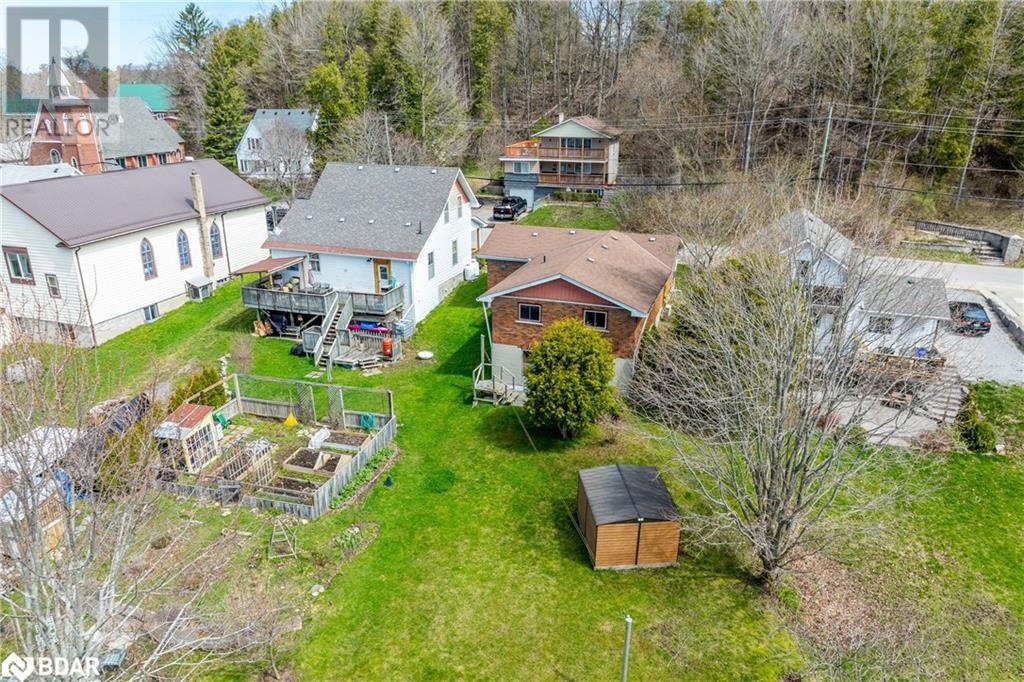 28 Bond Street E, Fenelon Falls, Ontario  K0M 1N0 - Photo 36 - 40640126