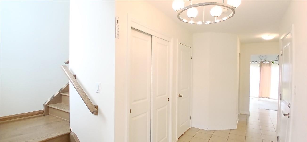 4256 Shuttleworth Drive, Niagara Falls, Ontario  L2G 3R6 - Photo 4 - H4205337