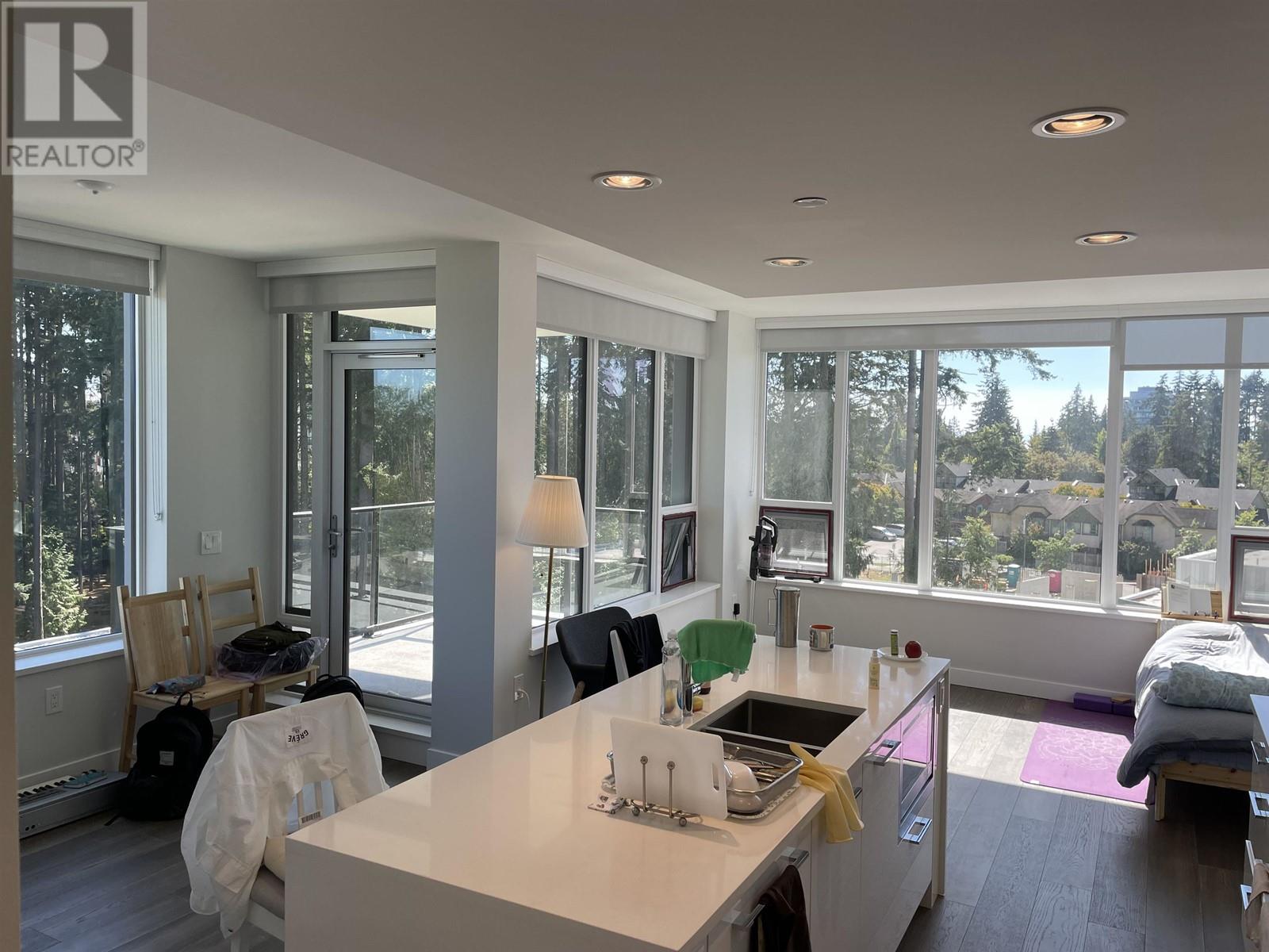 Listing Picture 18 of 25 : 708 5410 SHORTCUT ROAD, Vancouver / 溫哥華 - 魯藝地產 Yvonne Lu Group - MLS Medallion Club Member