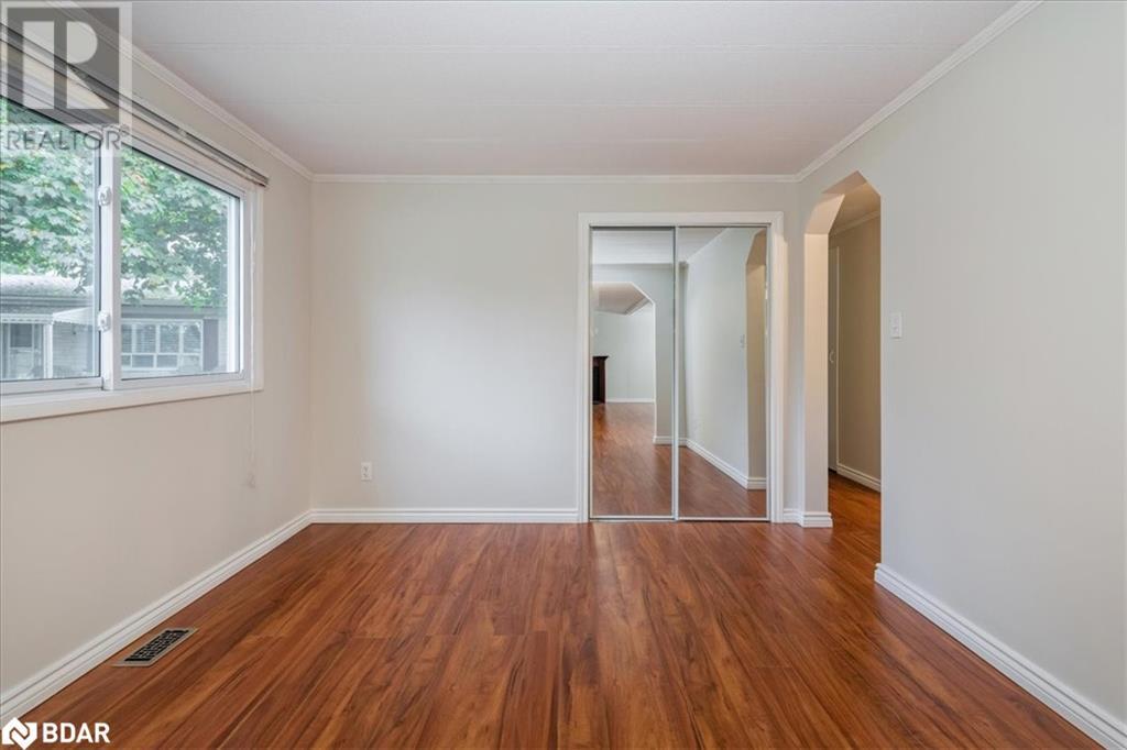 1 Elm Court, Innisfil, Ontario  L9S 1M8 - Photo 4 - 40637168