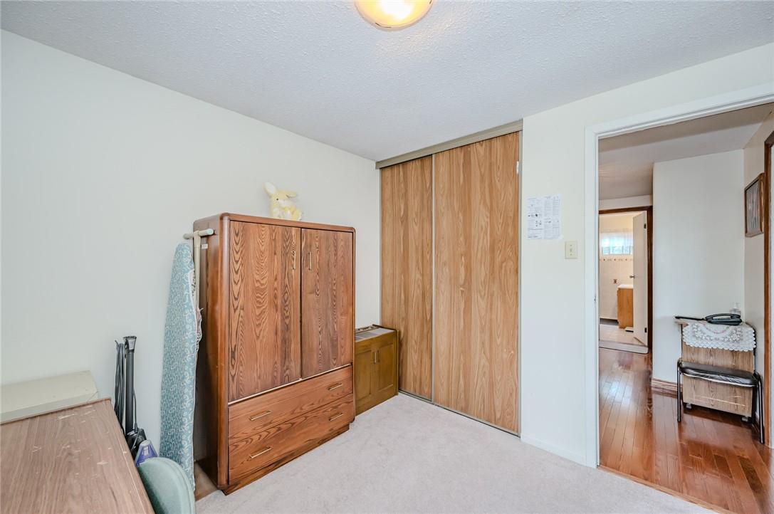 163 Briarwood Avenue, Toronto, Ontario  M9W 6C9 - Photo 22 - H4205328