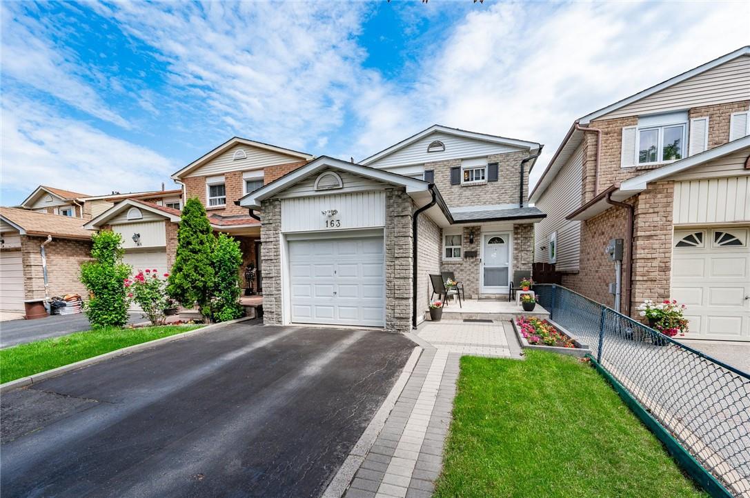 163 Briarwood Avenue, Toronto, Ontario  M9W 6C9 - Photo 3 - H4205328