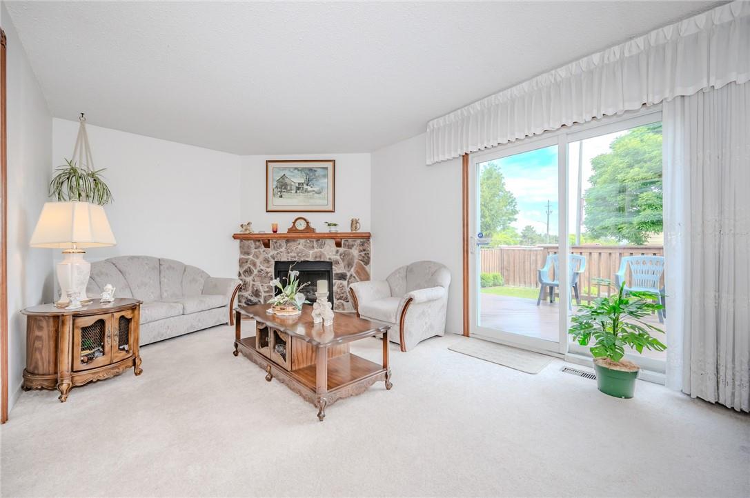 163 Briarwood Avenue, Toronto, Ontario  M9W 6C9 - Photo 7 - H4205328